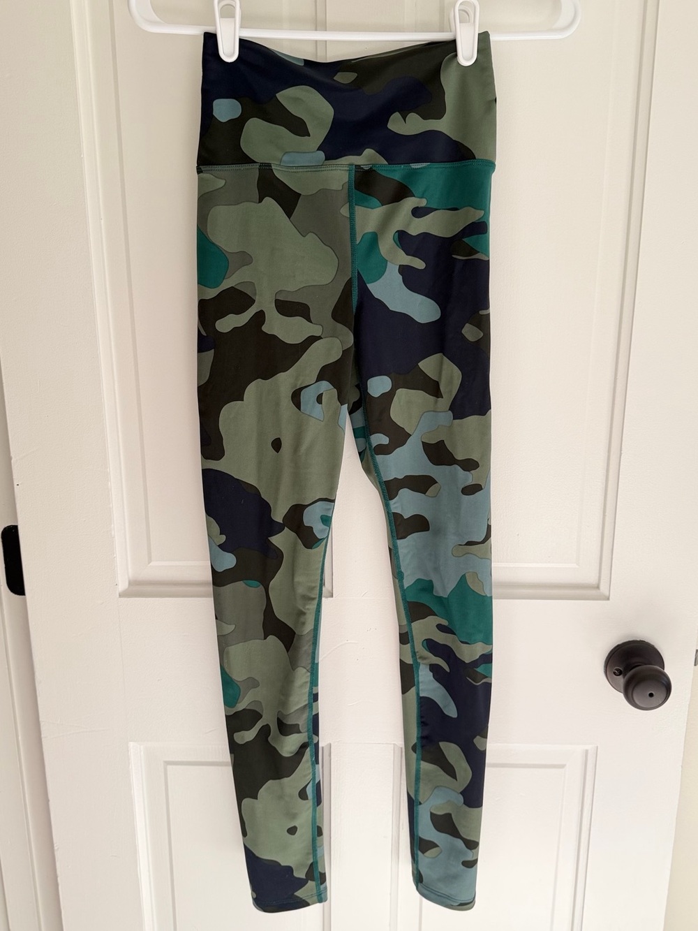 Carbon38 Camo High Rise Compression Leggings Green Blue Size Small‎